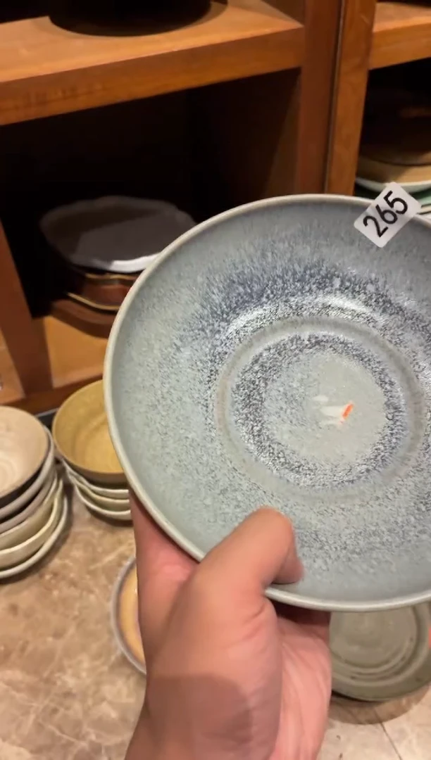瓷片听265微瑕手工菜盘1个