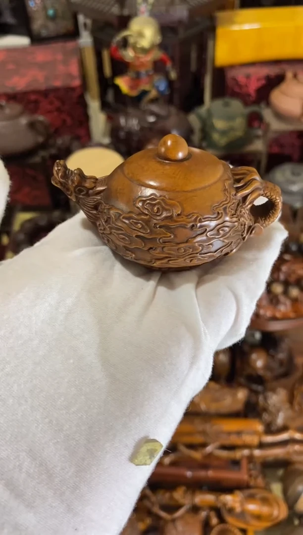 木小叶黄杨小件云纹龙首壶