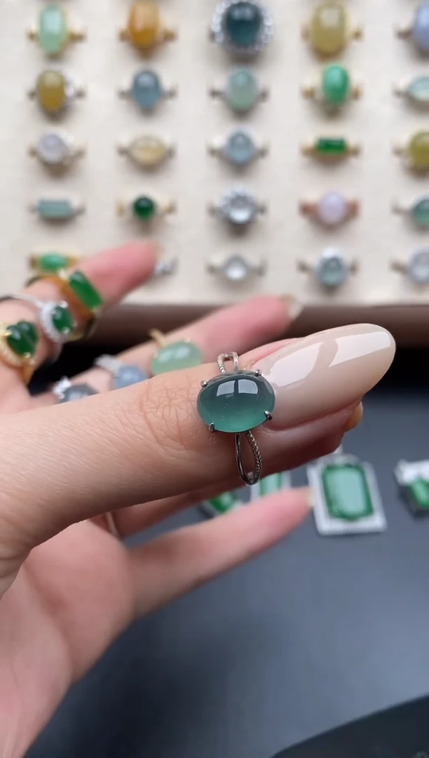 银S925镶嵌戒指翡翠一物一证一礼盒