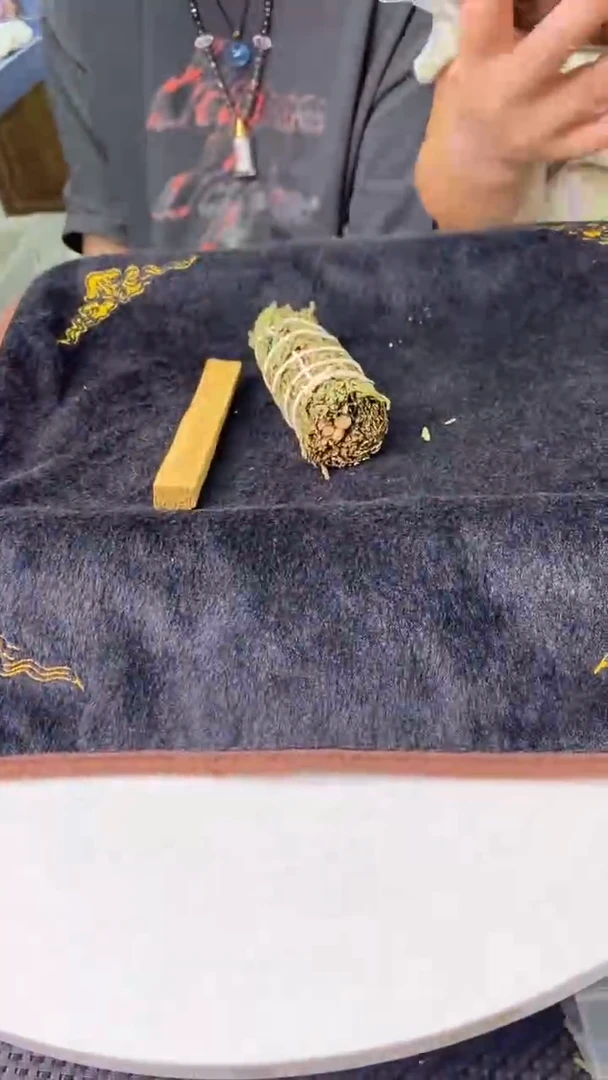 水晶珠宝半成品未镶嵌（雪松+圣木）多样性发一袋