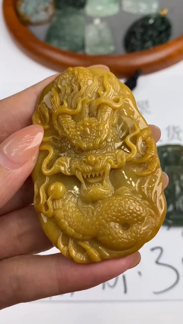 未镶嵌挂件翡翠305398     多人