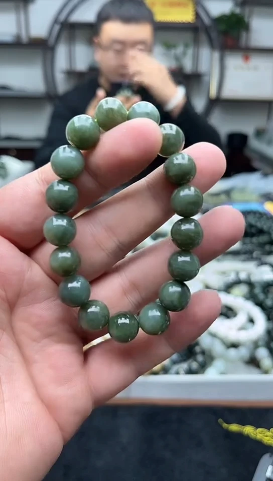 未镶嵌手串和田玉碧玉12