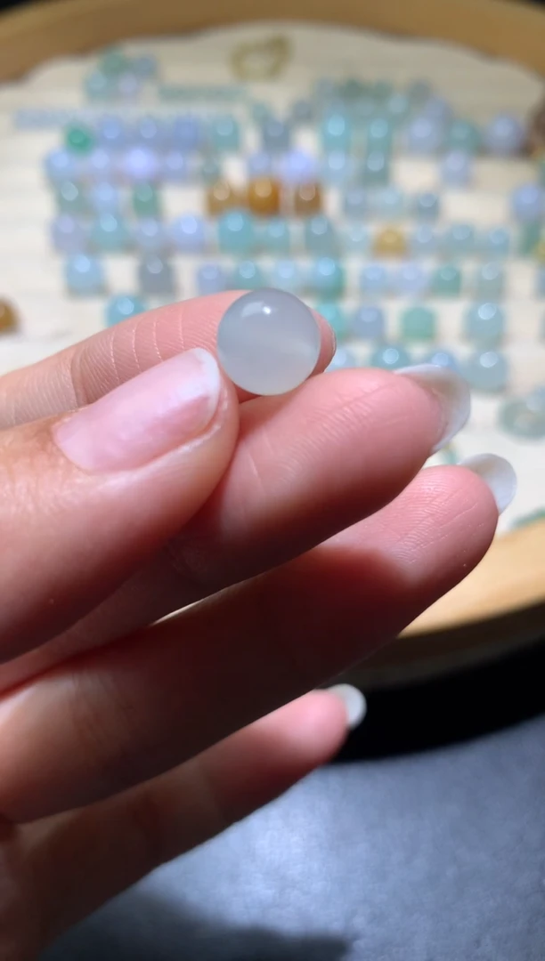 定制翡翠未镶嵌毛货