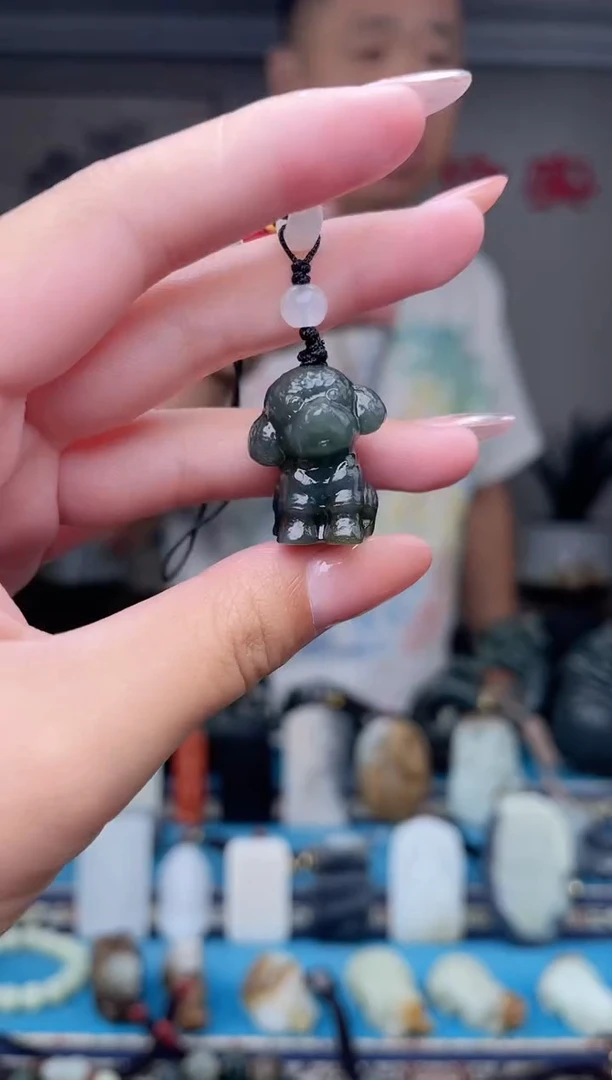 未镶嵌和田玉挂件1