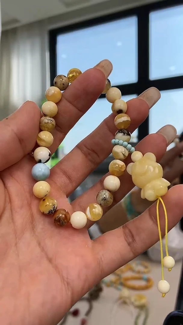 【闪购商品】琥珀颈饰未镶嵌天然琥珀蜜蜡