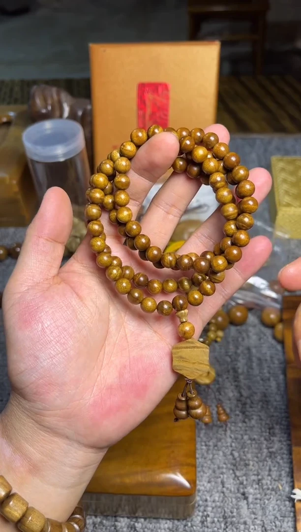 手串/手链楠木（金丝楠）0.8/108红油底368