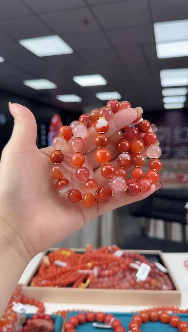 未镶嵌珠串南红玛瑙多样发其一/10/HS02350399