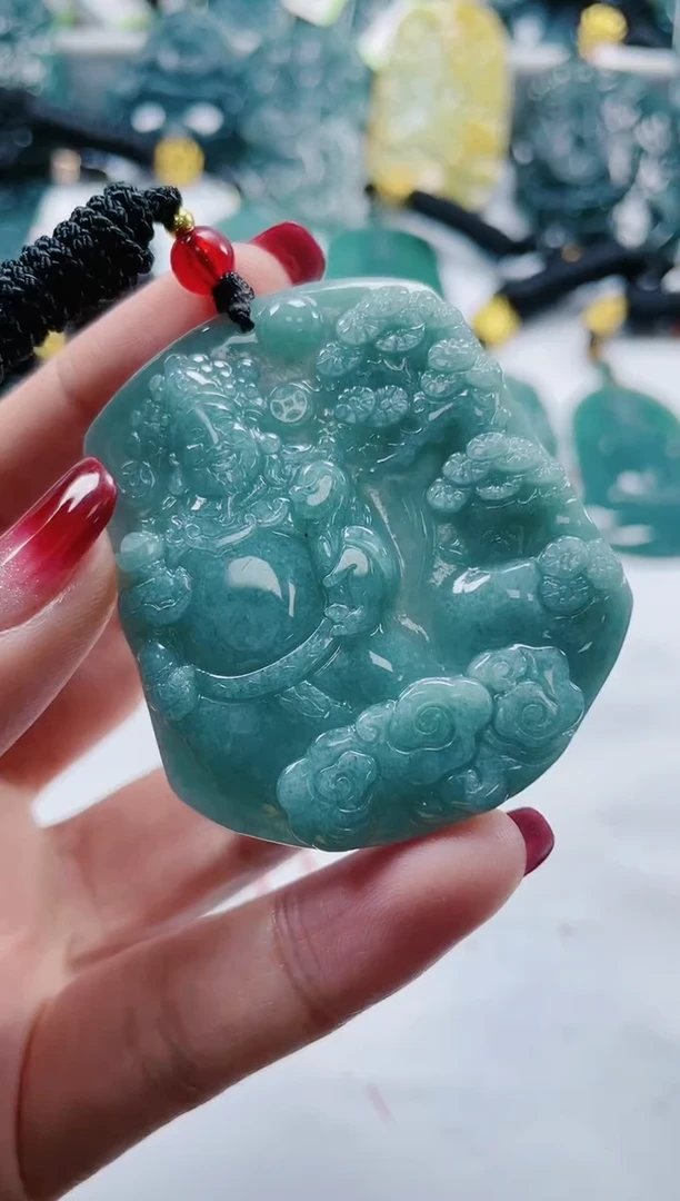 【闪购商品】翡翠颈饰未镶嵌