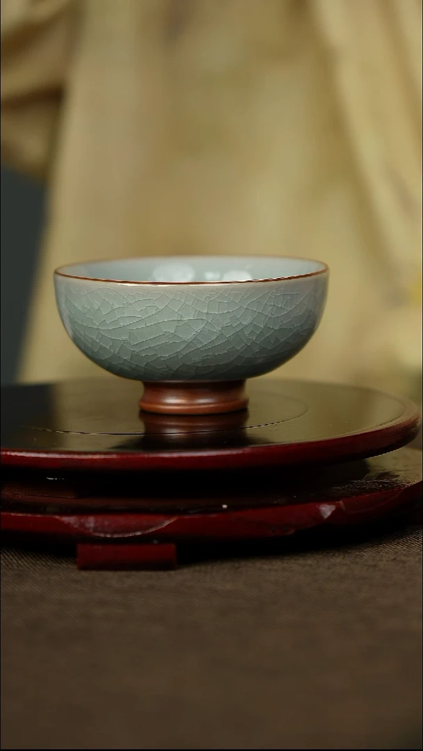 樊立大师  兰心普洱杯 鱼鳞冰花