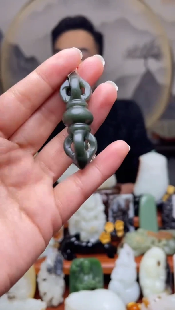 【闪购商品】和田玉吊坠未镶嵌208