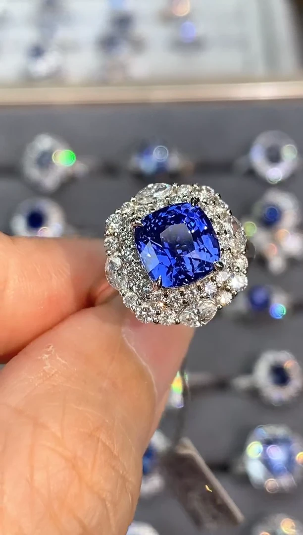 蓝宝石戒指18K金镶嵌【闪购】3.58ct/皇家蓝/七天鉴赏