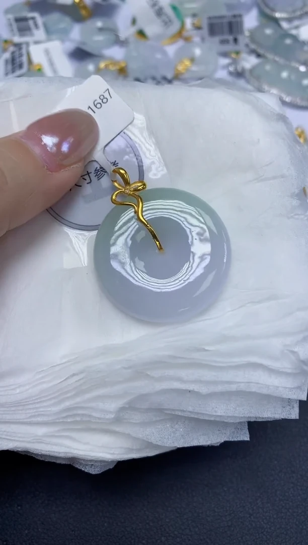 颈饰18K金镶嵌翡翠天然缅甸翡翠A货百元以上9元证书费自理