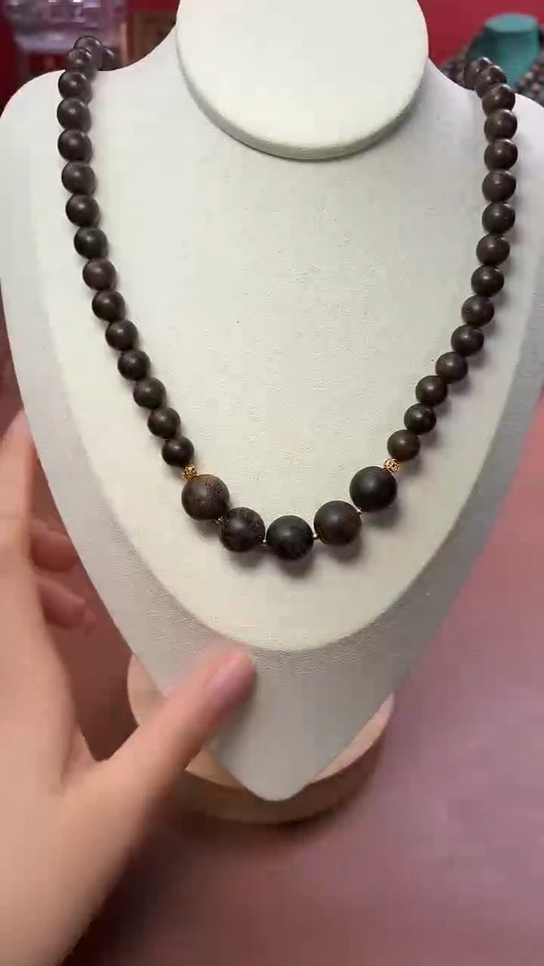 沉香手串沉水越南帝王玉化瘤疤白棋08配玉化瘤疤紫棋12三圈设计