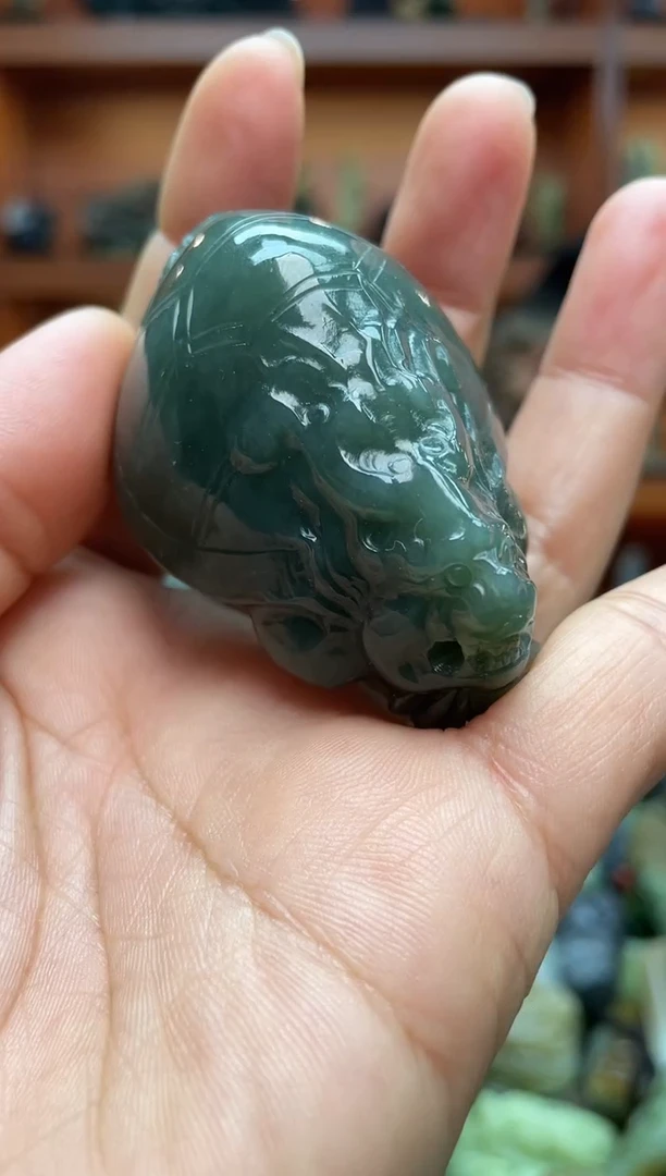 未镶嵌和田玉把件1