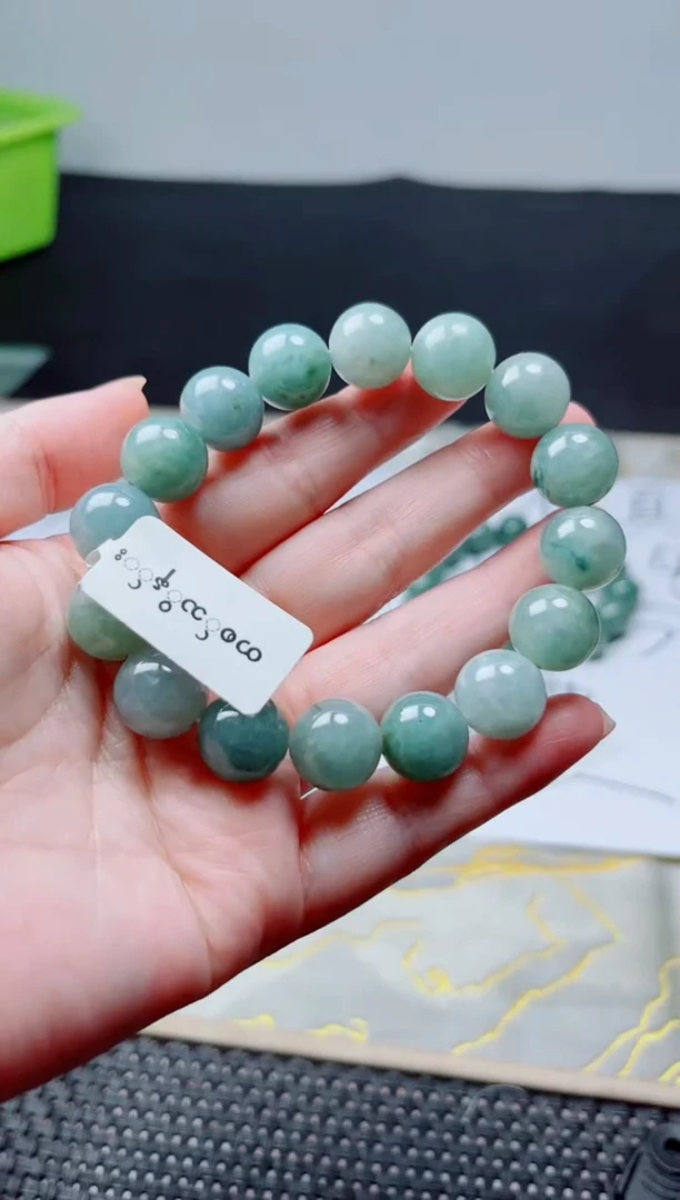 未镶嵌定制翡翠翡翠