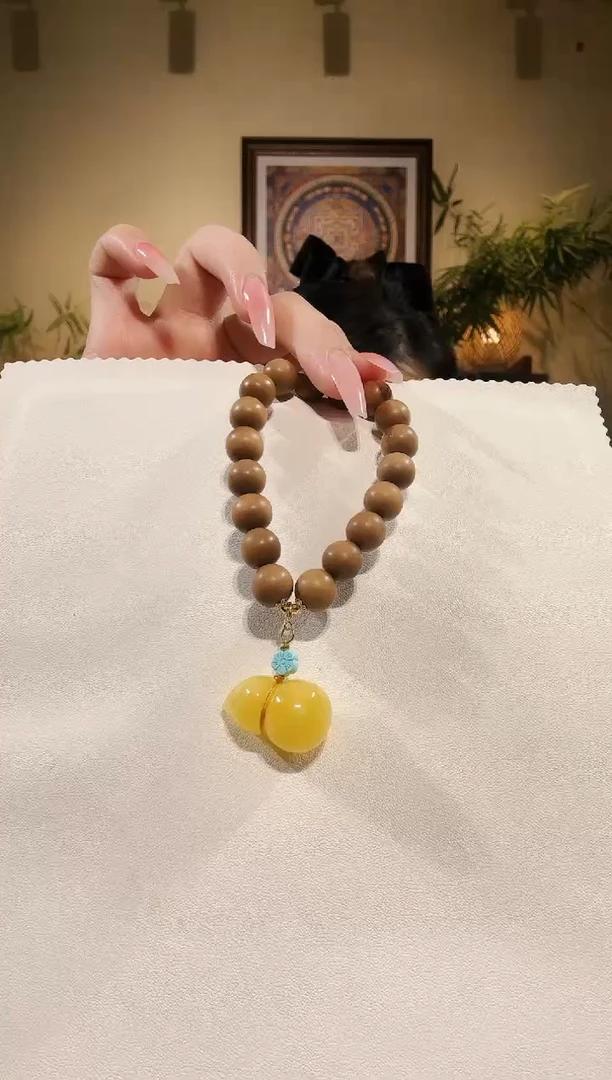 手链琥珀未镶嵌老山檀
