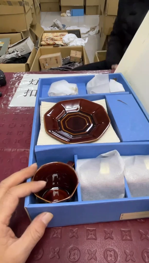 盘曼***~默认微瑕，no退no换，介意勿拍