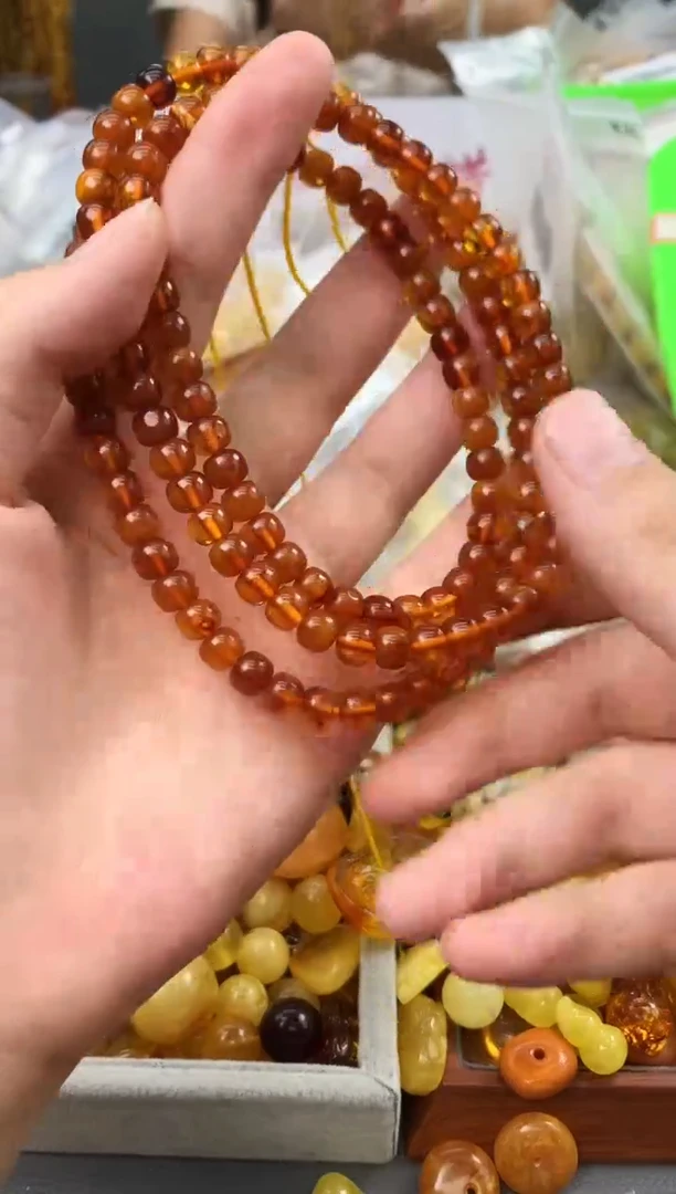 未镶嵌琥珀珠宝奇石33