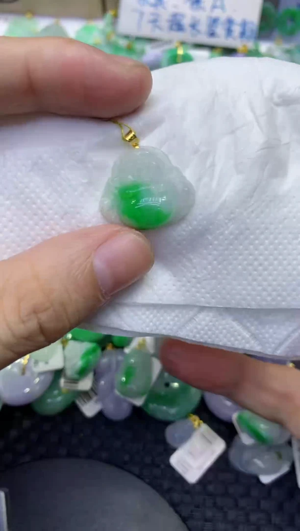 颈饰18K金镶嵌翡翠天然缅甸A货翡翠
