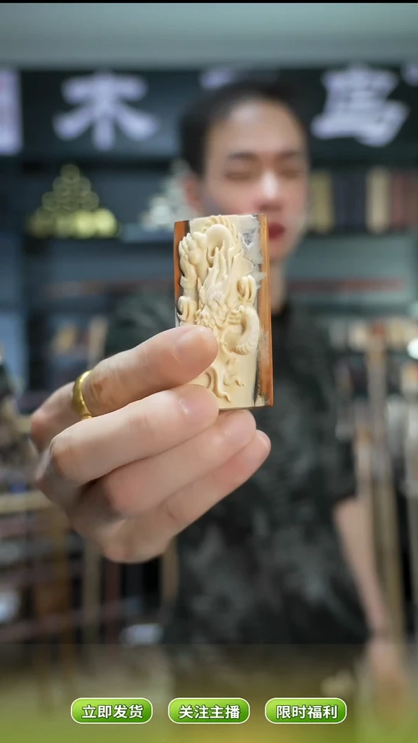 木手作木制雕刻品