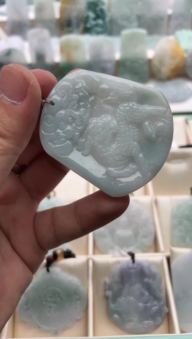 【闪购商品】翡翠颈饰未镶嵌..../2/20/ 30