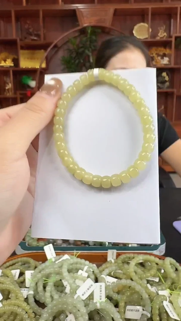 手串未镶嵌和田玉a13 黄口直切手串