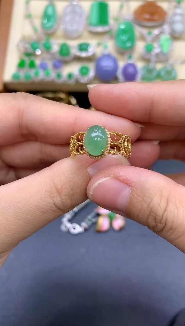 18K金镶嵌戒指翡翠美****倩196-中国好珍宝