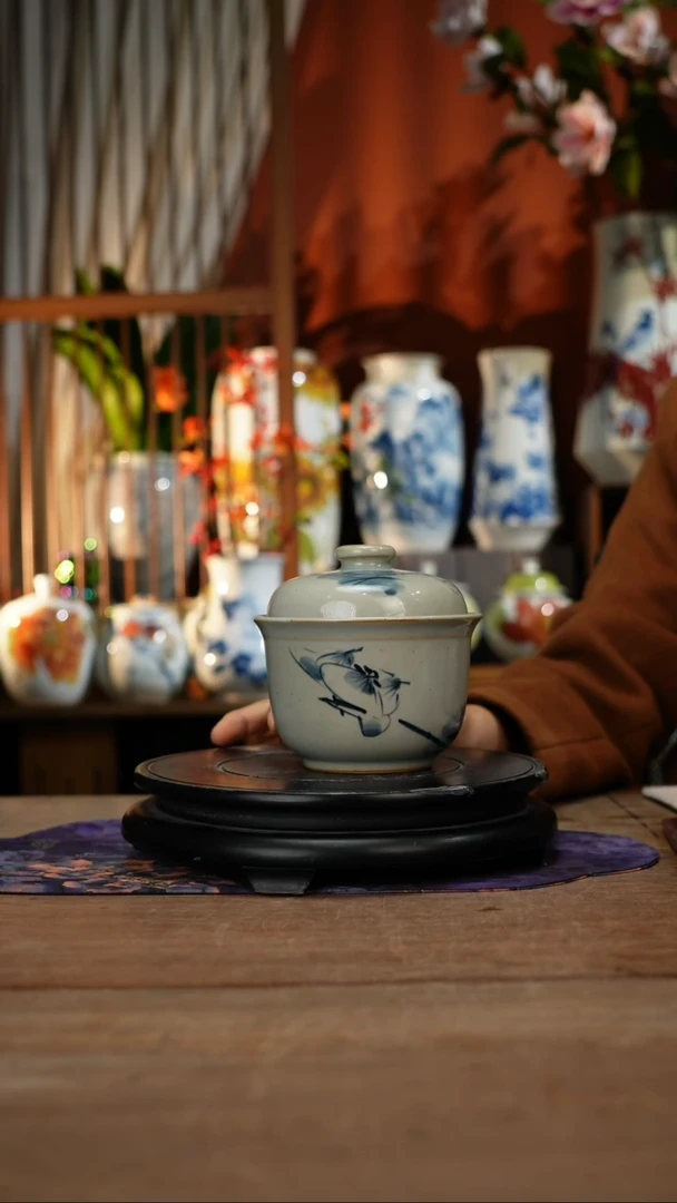 当代景德镇设计师釉下手绘陶瓷花瓶