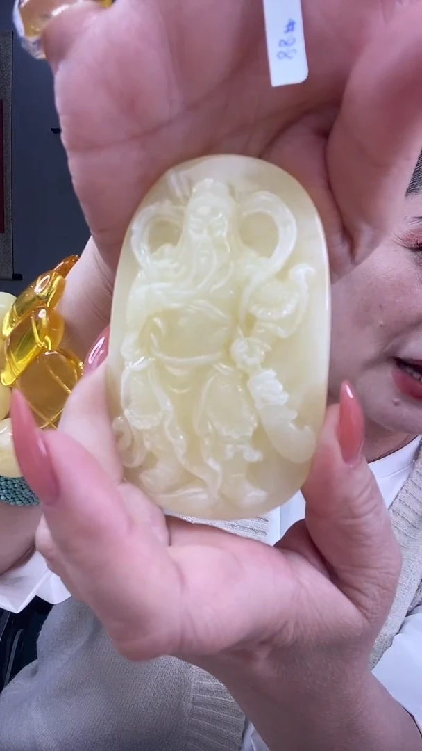 琥珀颈饰未镶嵌项链