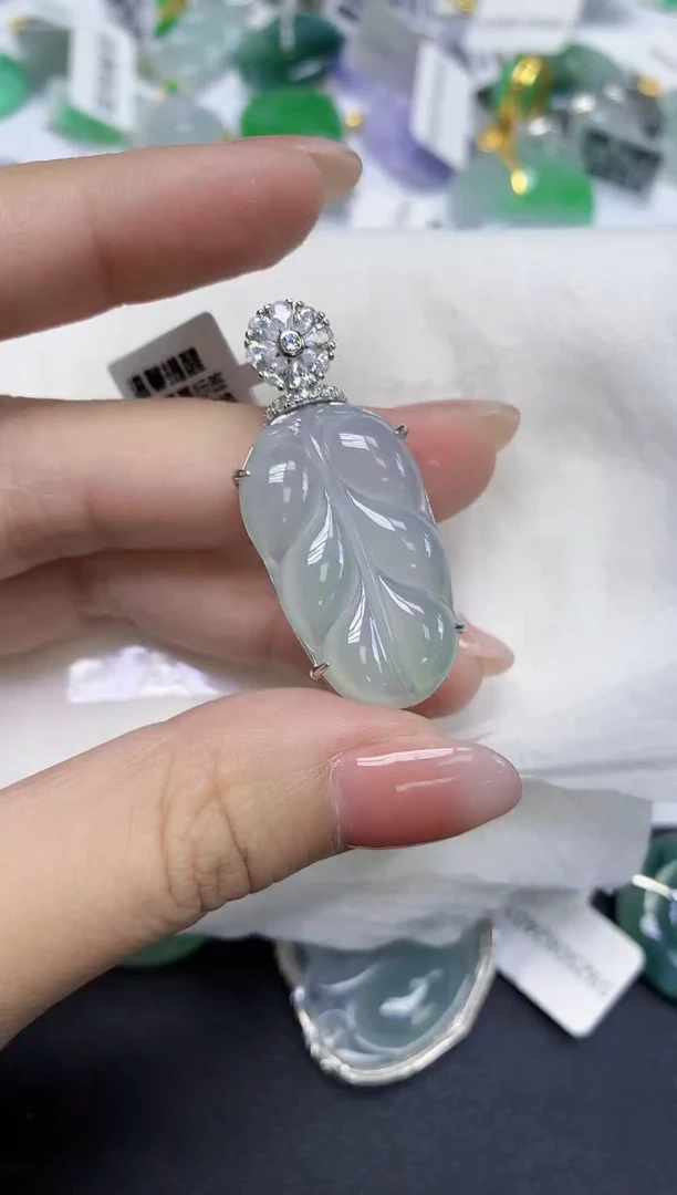 颈饰未镶嵌翡翠天然缅甸翡翠A货多样性发一件