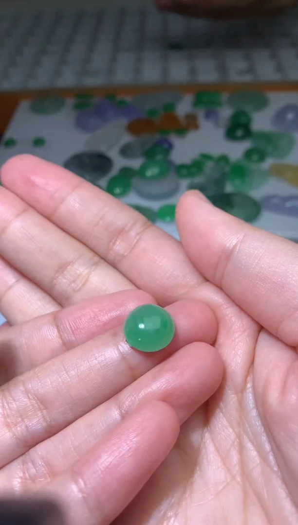 【闪购商品】定制翡翠未镶嵌毛货