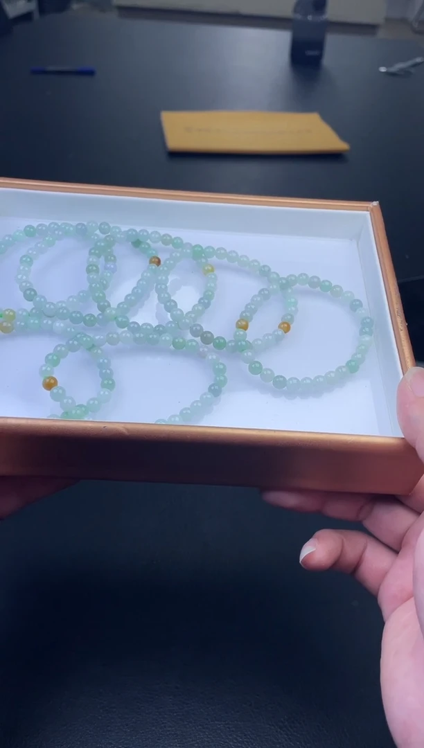 未镶嵌手串翡翠多样性发一件
