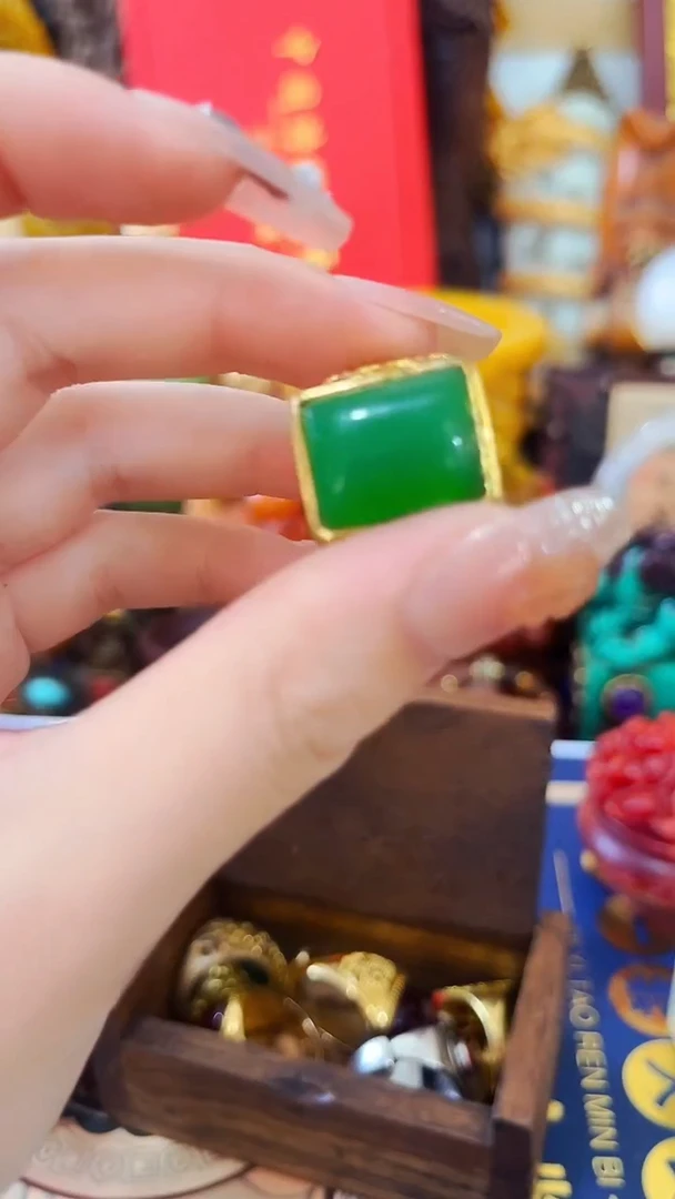 绿方戒老板娘主播推荐推荐