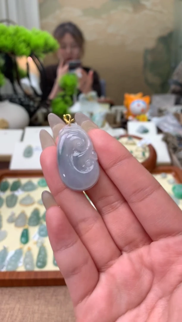 【闪购商品】翡翠颈饰18K金镶嵌天然A货翡翠挂件