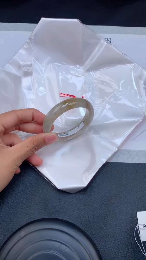 【闪购商品】翡翠手镯未镶嵌天然缅甸A货翡翠手镯