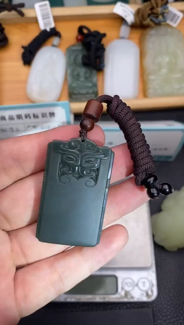 颈饰未镶嵌和田玉和田玉