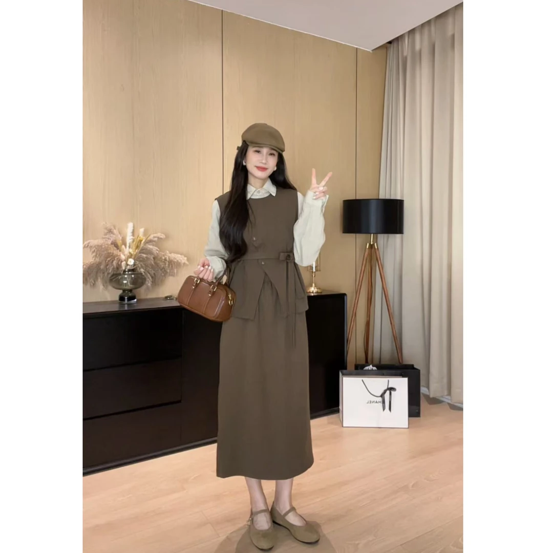 咖色韩系高级感马甲装裙女秋季2025新款气质衬衫半身裙超火三件套
