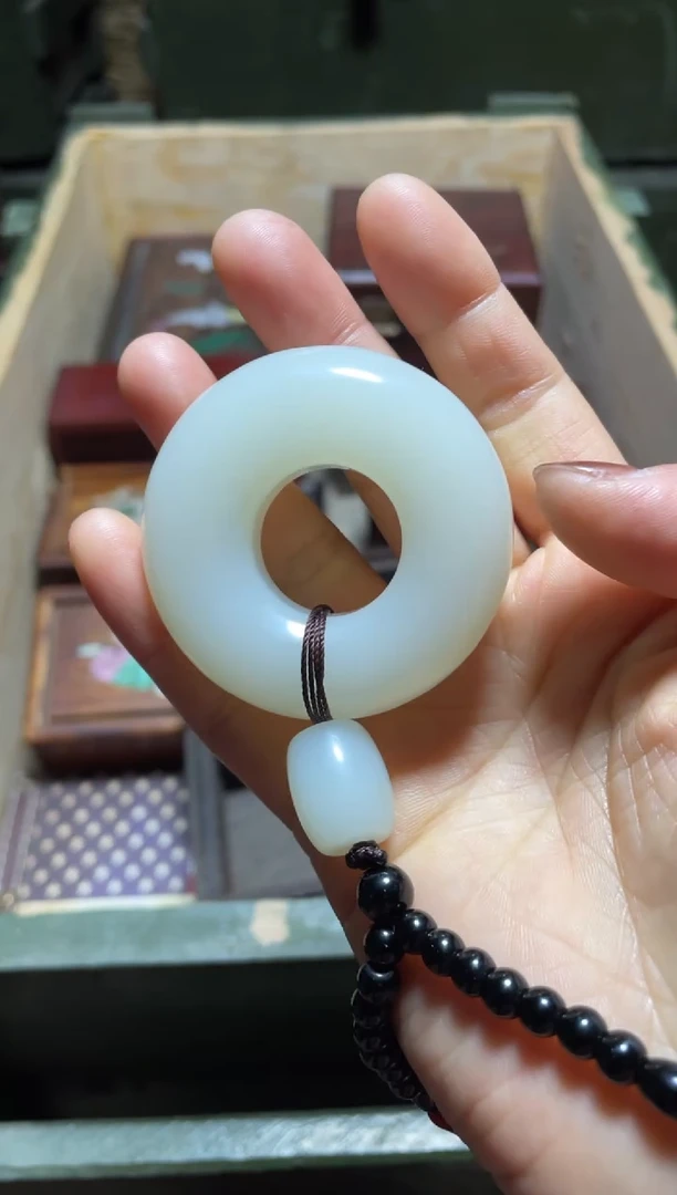 【闪购商品】羊油白扳指1件