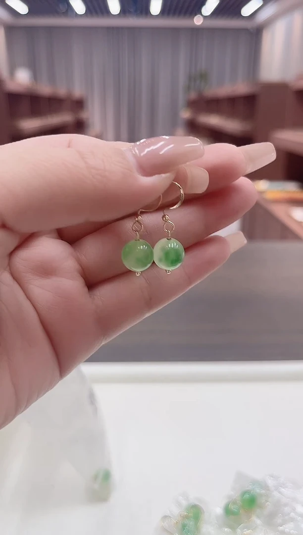 14K金镶嵌翡翠耳饰E445