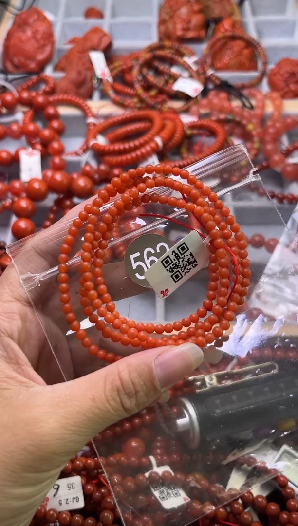 南红玛瑙未镶嵌珠宝奇石562-3+