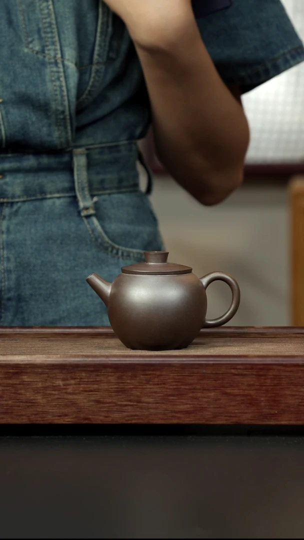 紫砂茶壶百年岩中泥 新品巨轮