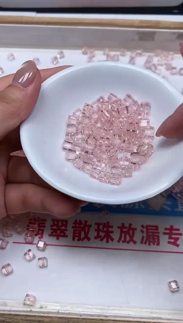 未镶嵌颈饰水晶D677 紫水晶方糖6mm30个15元