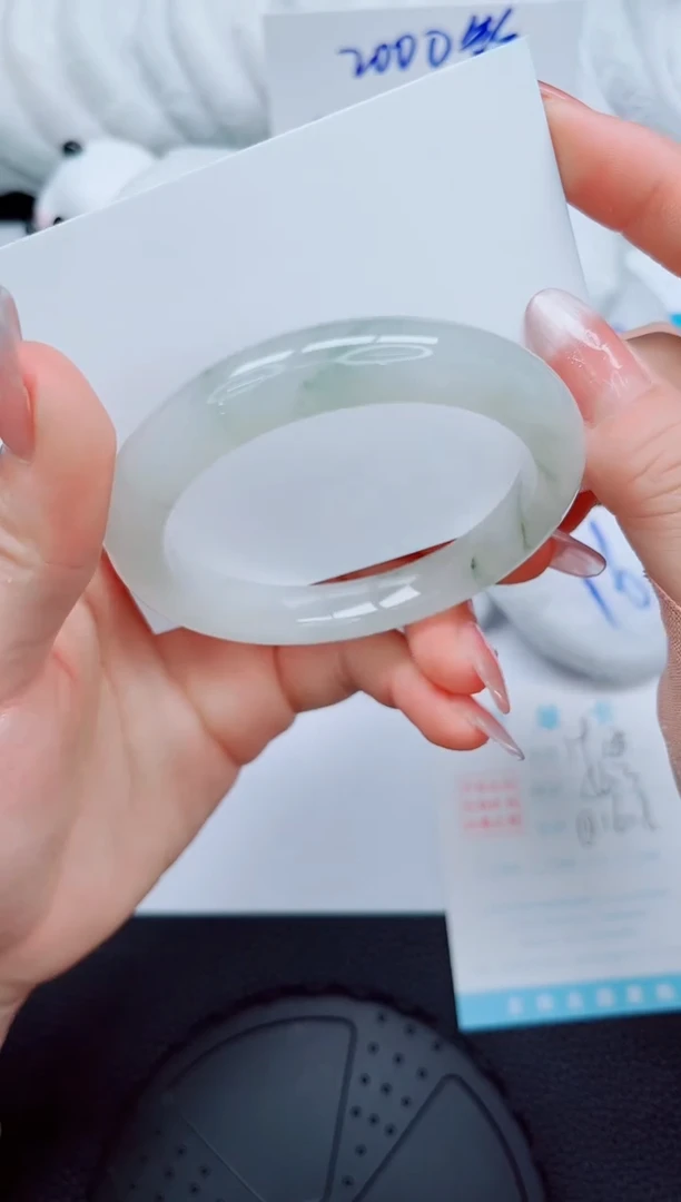 石英质玉手镯未镶嵌19-56.3