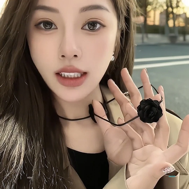 合金皮质项链 项链纯手工黑色玫瑰花朵项链女甜酷风布艺百搭复古