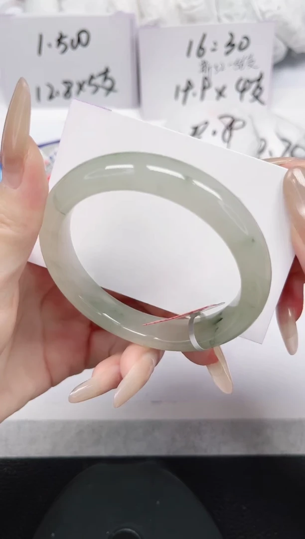 未镶嵌手镯石英岩玉158-56/57