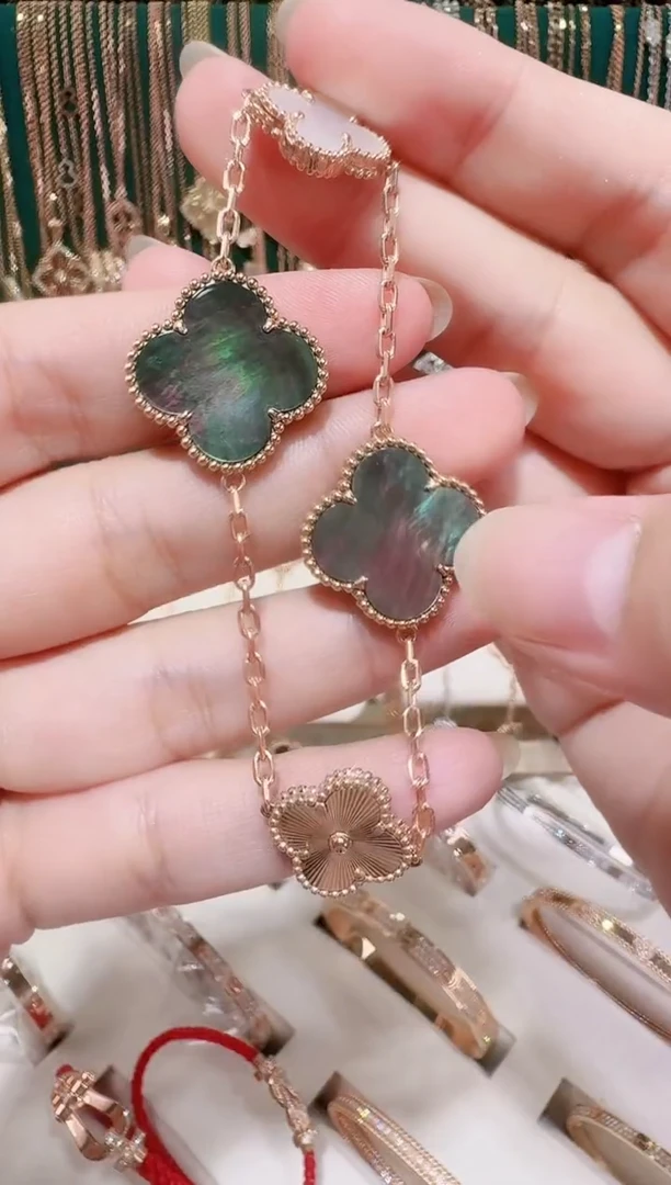 18K金镶嵌贝壳（贝母）手链手链