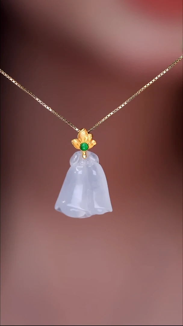 吊坠(不含链)18K金镶嵌翡翠16