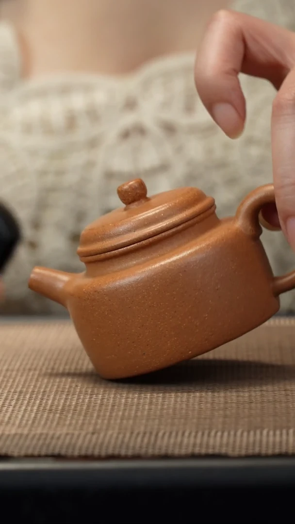 茶壶紫砂黄金段德钟120CC