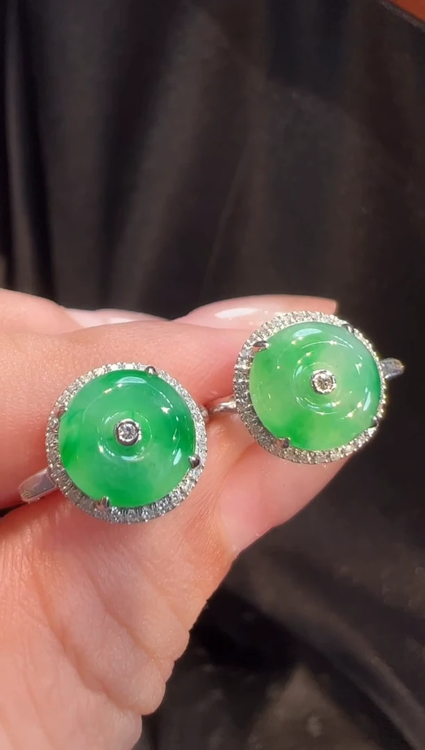 18K金镶嵌戒指翡翠AL6耳包