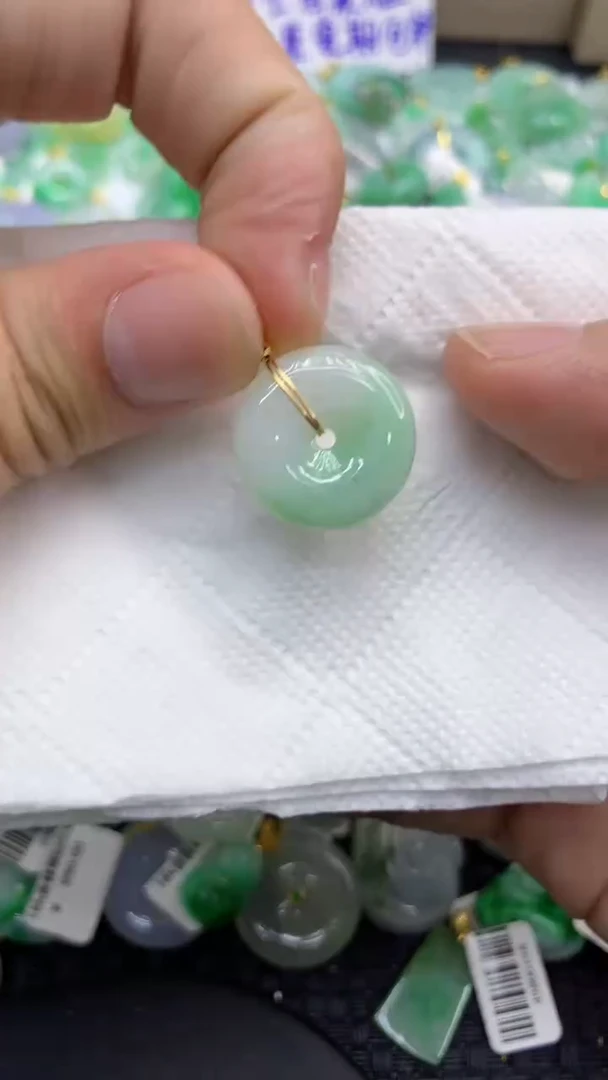 颈饰未镶嵌翡翠天然缅甸A货翡翠